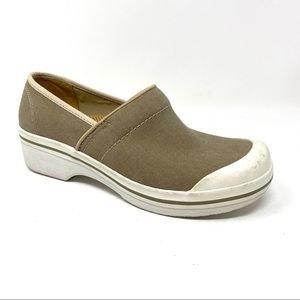 dansko vegan canvas clogs